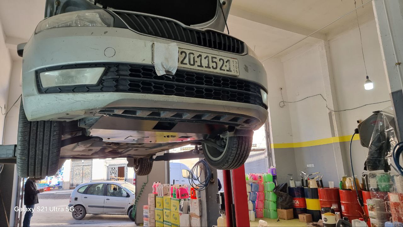 SKODA RAPIDE SPACEBACK