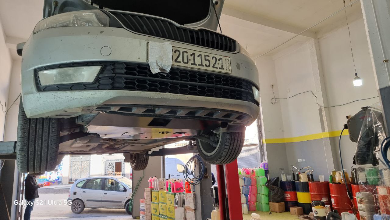 SKODA RAPIDE SPACEBACK