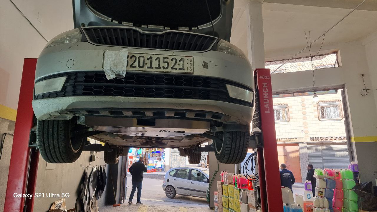 SKODA RAPIDE SPACEBACK